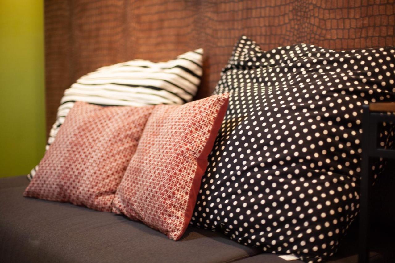 Clean Comfy Cozy Easy To Go Siam Paragon And Chatuchak Market بانكوك المظهر الخارجي الصورة